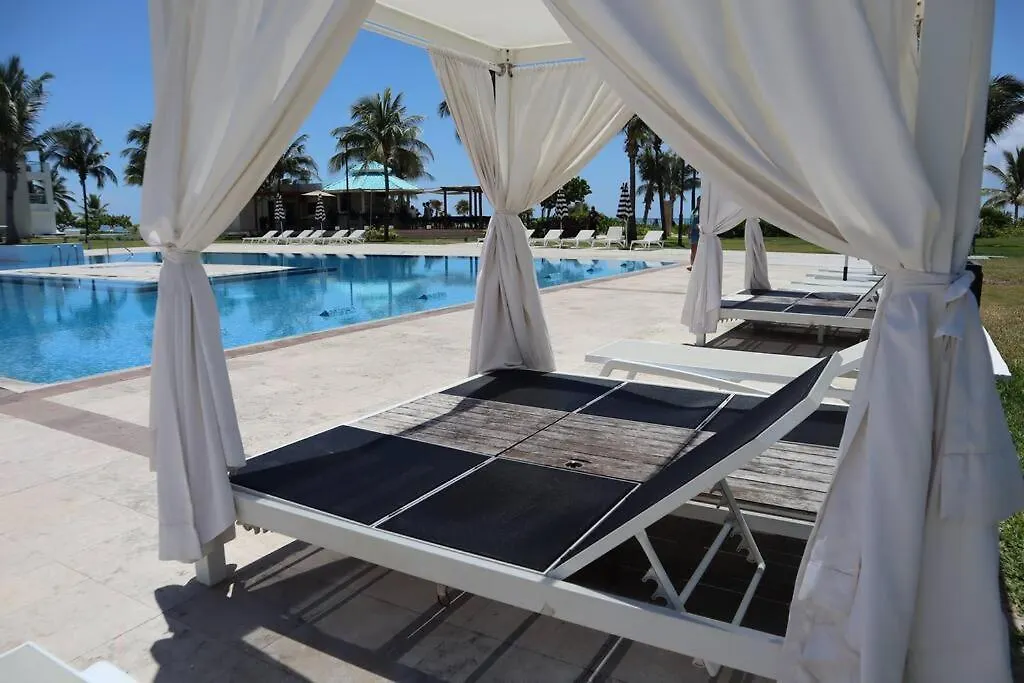 Seaside Sanctuary With Private Beach & Pool Playa del Carmen