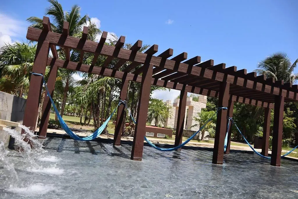 Seaside Sanctuary With Private Beach & Pool Playa del Carmen 0*,  México